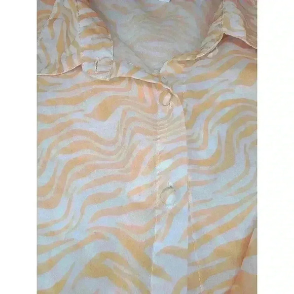 Princess Polly Womens Top Size 2 Sheer Orange Zebra Print Button Retro - Picture 14 of 14